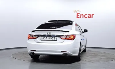 Hyundai Sonata 2012, 183778 км, за 2953.92 USD