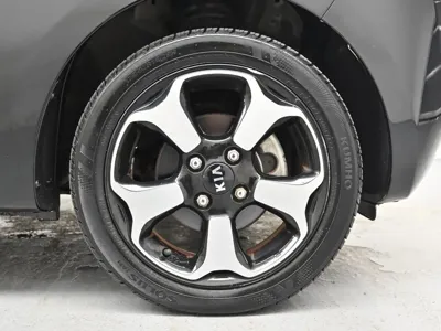 Kia Ray 2012, 71875 км, за 3908.8 USD