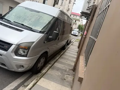 Ford Transit Custom 2017, 220000 км, за 10299.63 USD
