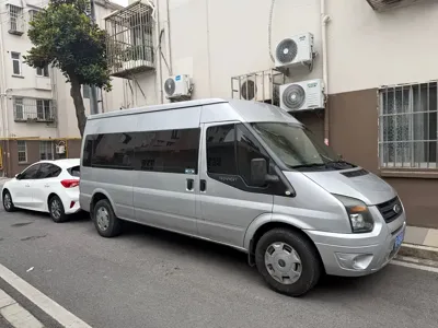 Ford Transit Custom 2017, 220000 км, за 10299.63 USD