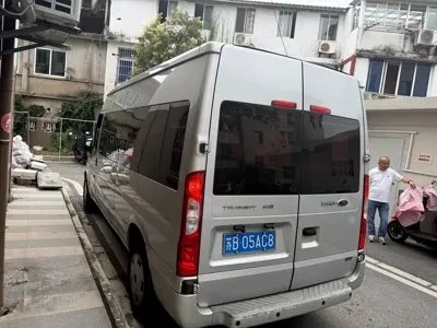 Ford Transit Custom 2017, 220000 км, за 10299.63 USD