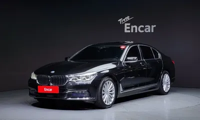 BMW 7-Series · 2016 год