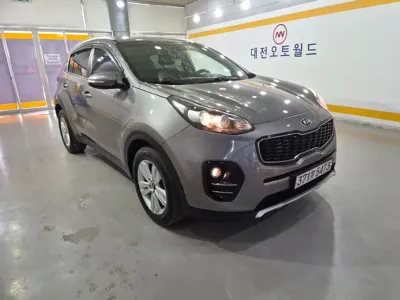 Kia Sportage 2016, 329000 км, за 4364.82 USD