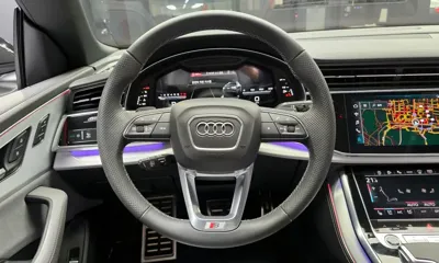 Audi Q8 2023, 27793 км, за 56180.63 USD - фото 13