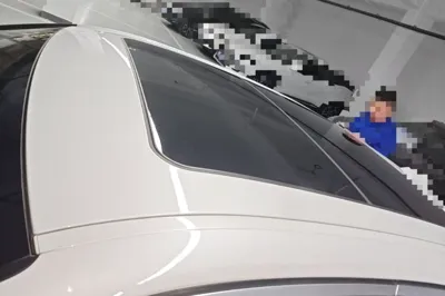 BMW i3 2022, 33200 км, за 22864 USD