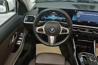 BMW i3 2022, 33200 км, за 22864 USD - фото 13