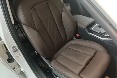 BMW i3 2022, 33200 км, за 22864 USD - фото 19