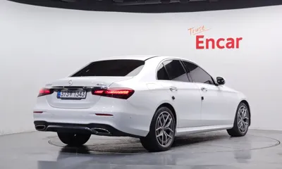 Mercedes-Benz E-Class 2022, 43749 км, за 29732.4 USD