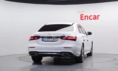 Mercedes-Benz E-Class 2022, 43749 км, за 29732.4 USD