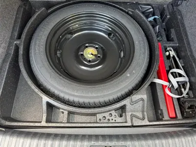 Volkswagen Tiguan 2013, 119000 км, за 4390.81 USD - фото 14