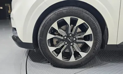 Kia Canival 2021, 108152 км, за 18051.73 USD