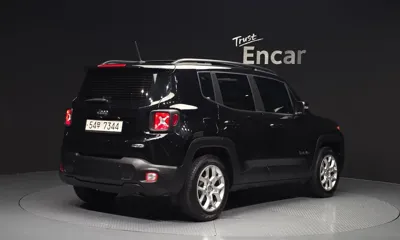 Jeep Renegade 2017, 136318 км, за 4201.13 USD
