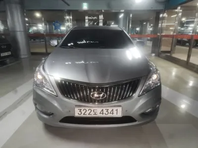 Hyundai Grandeur 2013, 136434 км, за 4529.34 USD - фото 7