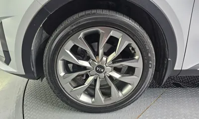 Kia Sorento 2021, 130293 км, за 15426.02 USD