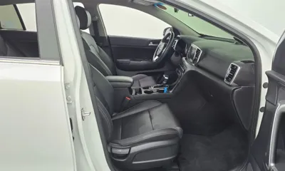 Kia Sportage 2018, 29993 км, за 10240.25 USD - фото 11
