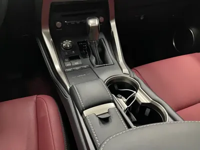 Lexus NX 2020, 65000 км, за 29174.32 USD - фото 18