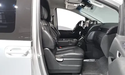 Hyundai Staria 2023, 168815 км, за 11487.46 USD - фото 26