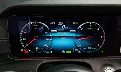 Mercedes-Benz E-Class 2022, 14092 км, за 33894.94 USD - фото 8