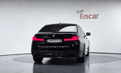 BMW 5-Series 2022, 140237 км, за 20349.22 USD