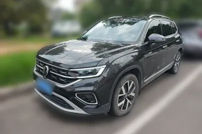 Volkswagen Tayron · 2023 год