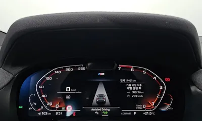 BMW X4 2025, 14401 км, за 51290.37 USD - фото 8