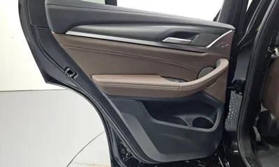 BMW X4 2025, 14401 км, за 51290.37 USD - фото 25