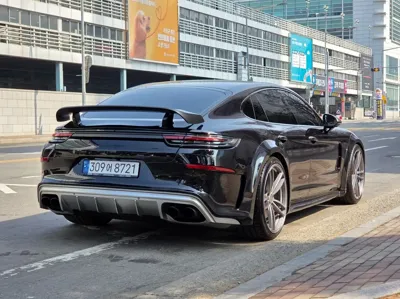 Porsche Panamera 2018, 31400 км, за 88617.57 USD