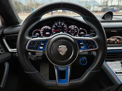 Porsche Panamera 2018, 31400 км, за 88617.57 USD - фото 16