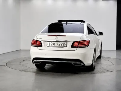 Mercedes-Benz E-Class 2015, 105017 км, за 6449.51 USD