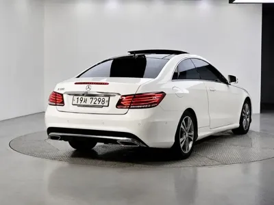 Mercedes-Benz E-Class 2015, 105017 км, за 6449.51 USD