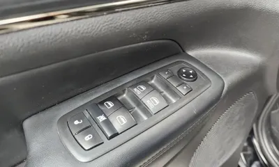 Jeep Cherokee 2020, 65349 км, за 14260.59 USD - фото 28
