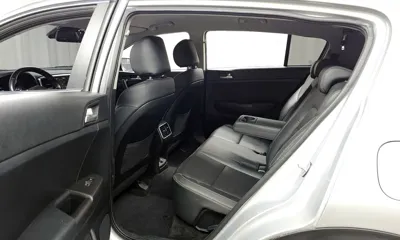 Kia Sportage 2019, 51117 км, за 10921.14 USD - фото 11