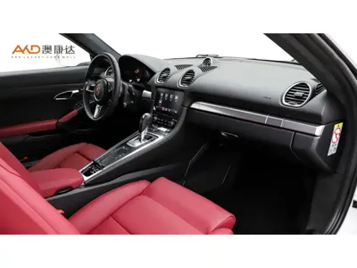 Porsche 718 2021, 34000 км, за 44878.47 USD - фото 6