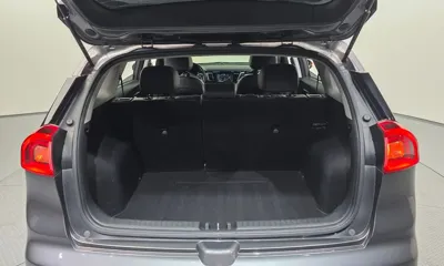Kia Niro 2018, 129329 км, за 19502.04 USD - фото 20