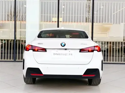 BMW 2 Series 2025, 9800 км, за 19702.38 USD