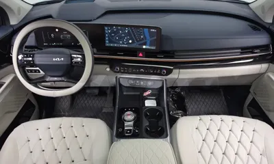 Kia Canival 2026, 2156 км, за 39005 USD - фото 7