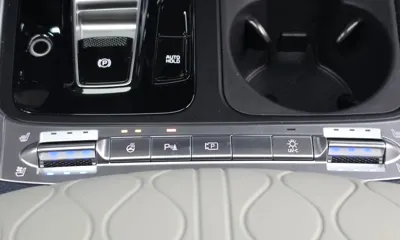 Kia Canival 2026, 2156 км, за 39005 USD - фото 36
