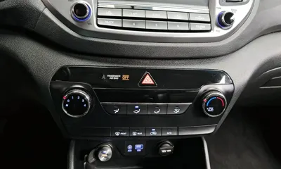 Hyundai Tucson 2017, 85142 км, за 6805.42 USD - фото 19