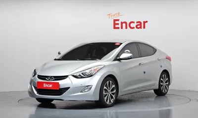 Hyundai Avante · 2013 год