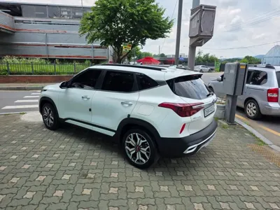 Kia Seltos 2020, 55384 км, за 12034.88 USD