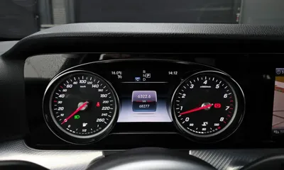 Mercedes-Benz E-Class 2020, 68277 км, за 15536.63 USD - фото 8