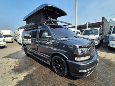 GMC Savana · 2015 год