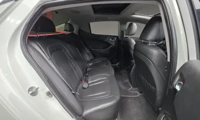 Kia K5 2011, 133662 км, за 3216.49 USD - фото 19
