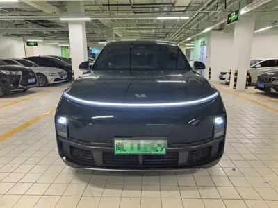 Li Auto Li L8 2023, 22000 км, за 30765.12 USD