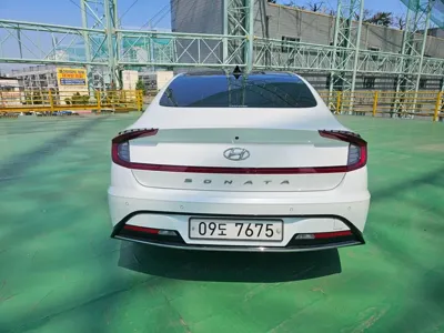 Hyundai Sonata 2020, 98575 км, за 11487.46 USD