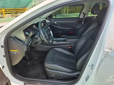 Hyundai Sonata 2020, 98575 км, за 11487.46 USD - фото 10
