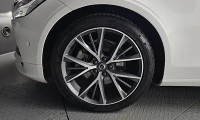 Volvo S90 2017, 124720 км, за 13082.26 USD
