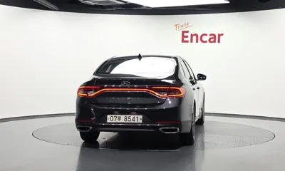 Hyundai Grandeur 2018, 69062 км, за 9902.29 USD