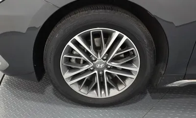 Hyundai Grandeur 2018, 69062 км, за 9902.29 USD