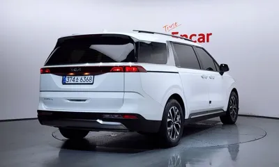 Kia Canival 2023, 53346 км, за 17001.44 USD